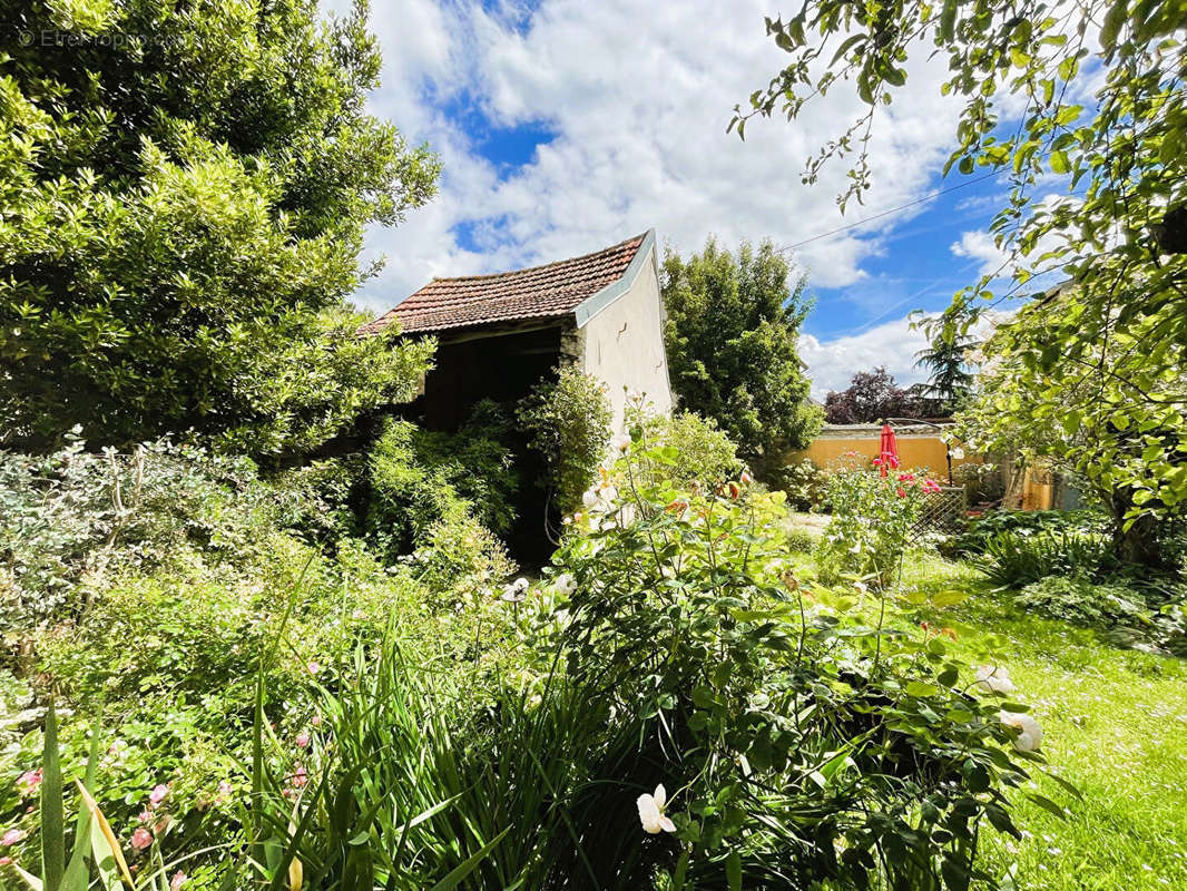 Maison à CHAUVRY