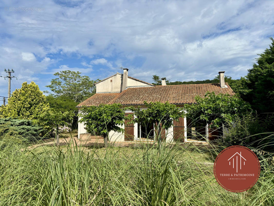 Maison à RUOMS