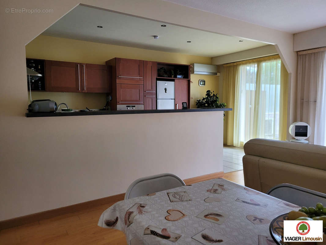 Appartement à OBJAT