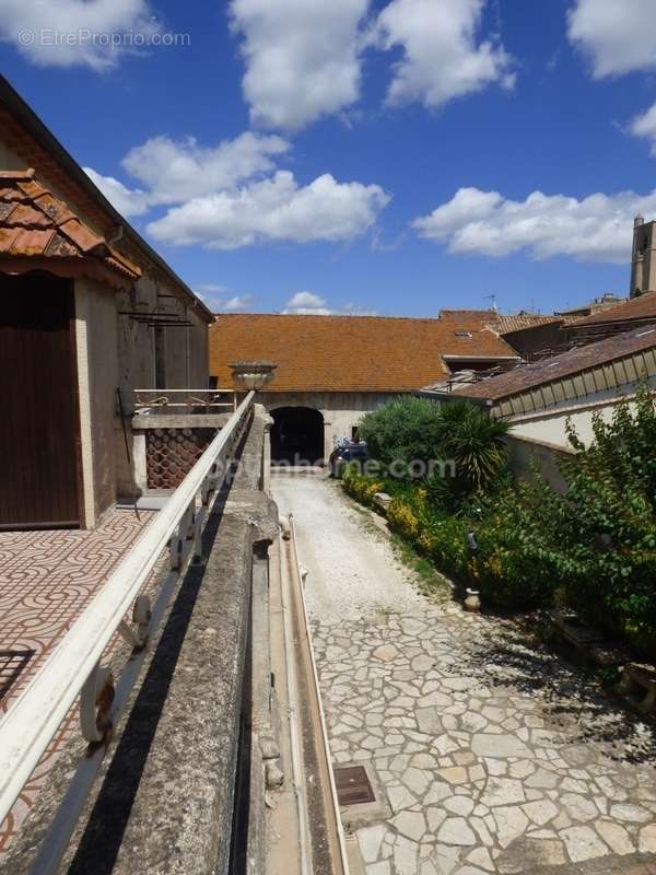 Maison à MONTBLANC