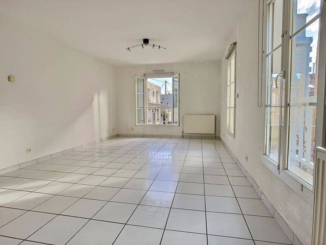 Appartement à BORDEAUX