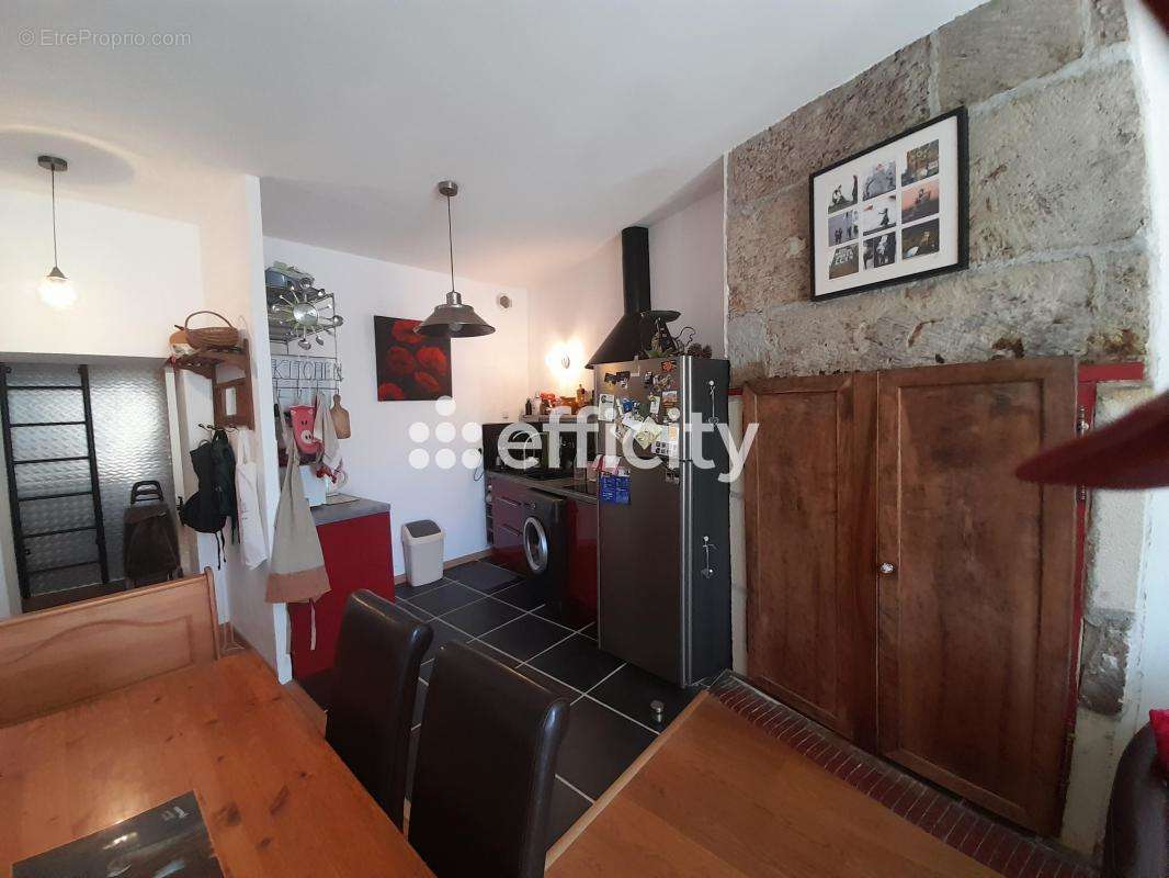 Appartement à PEZENAS