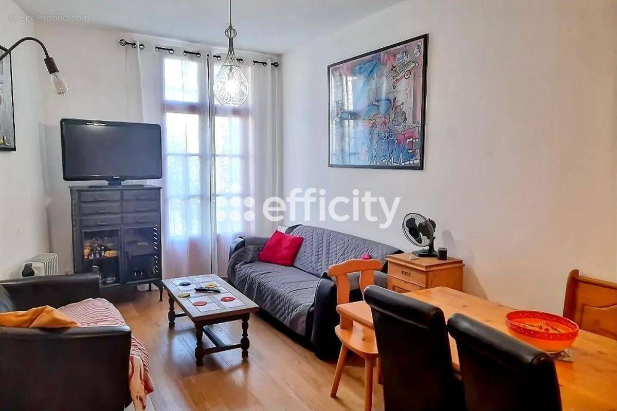 Appartement à PEZENAS