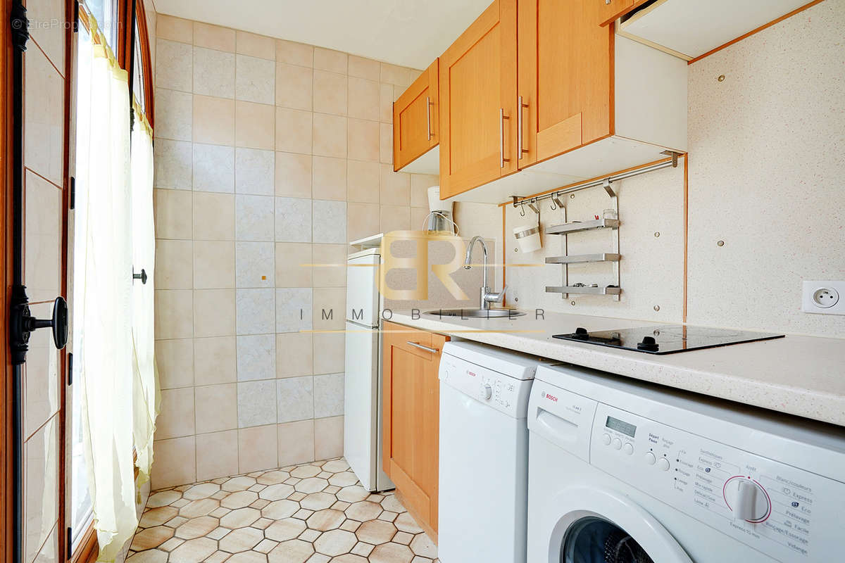 Appartement à PARIS-18E