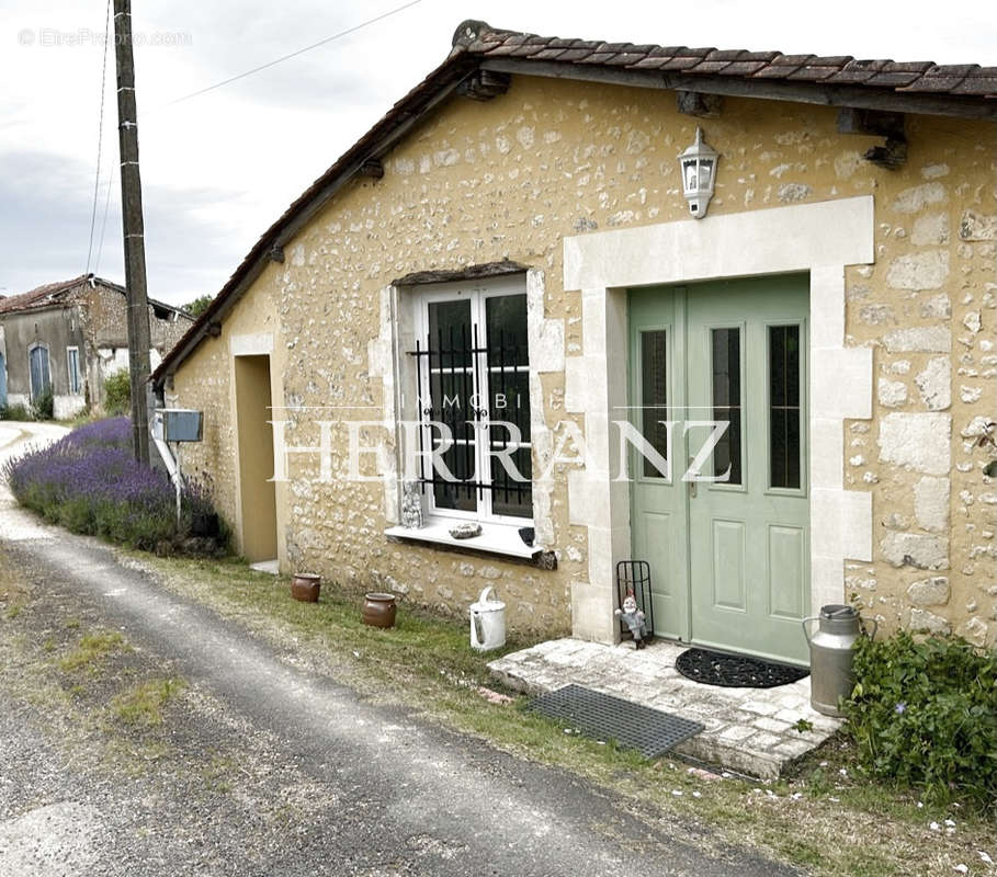 Maison à CHANTILLAC