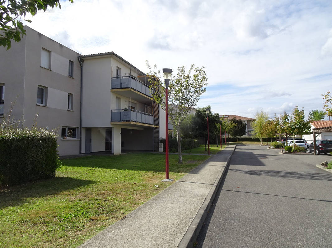 Appartement à FROUZINS