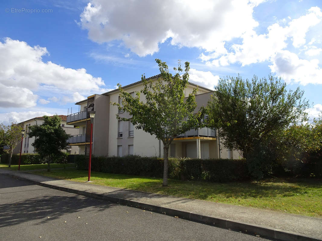 Appartement à FROUZINS