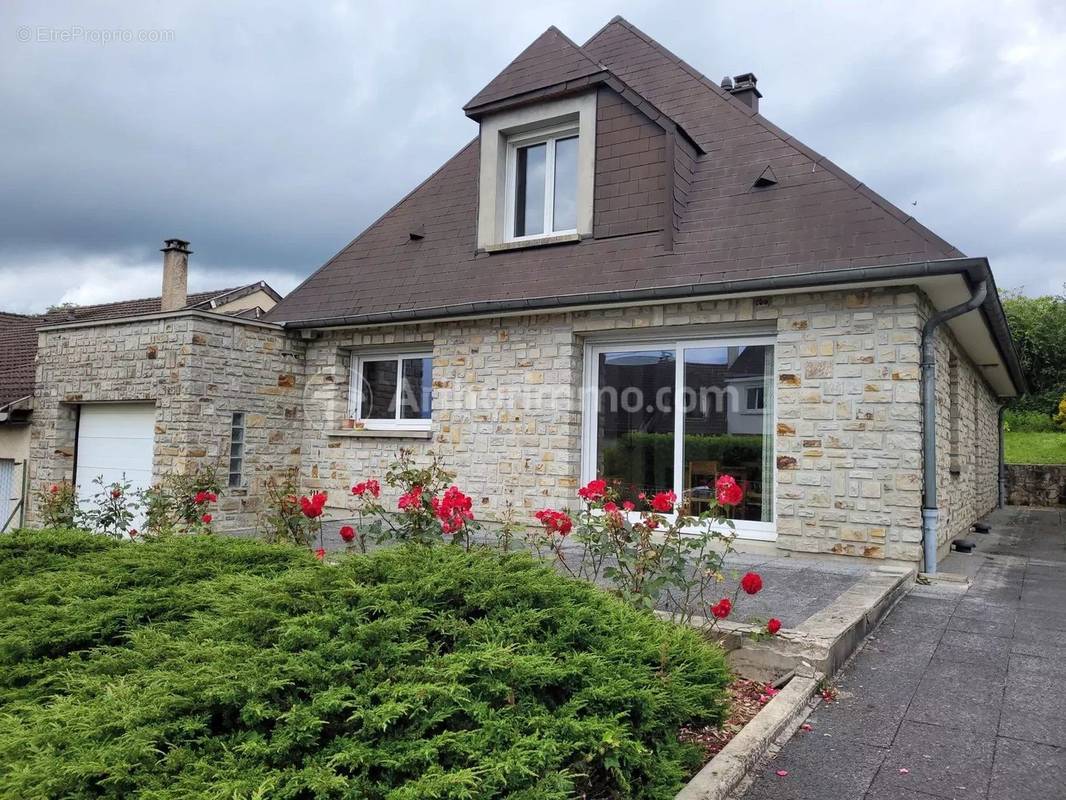 Maison à CHARLEVILLE-MEZIERES