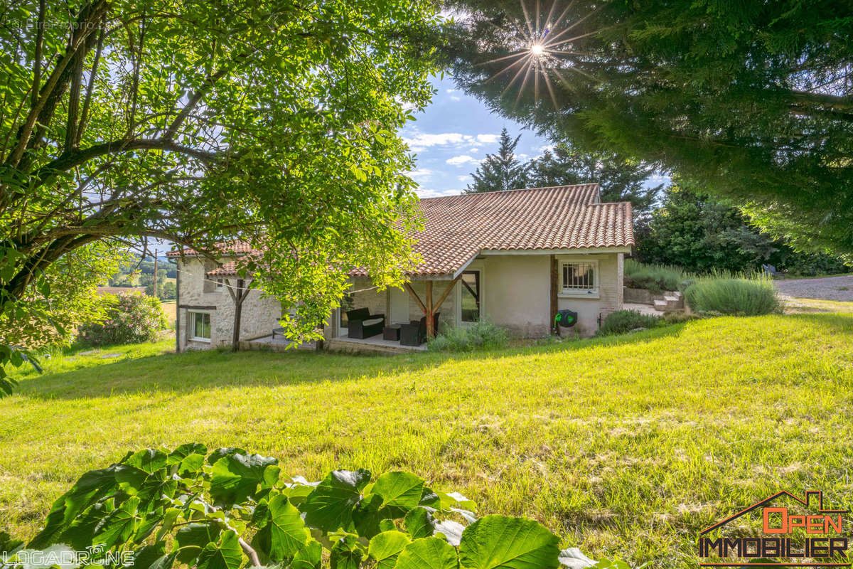 Maison à MONCLAR