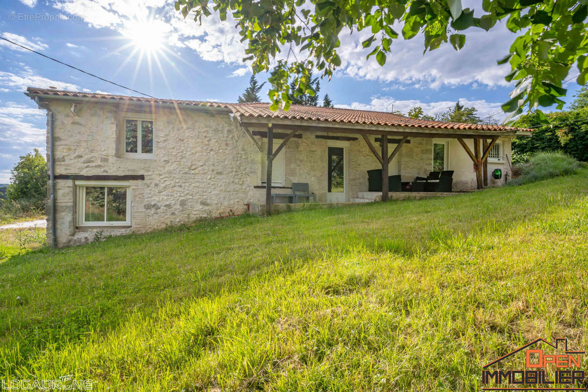 Maison à MONCLAR