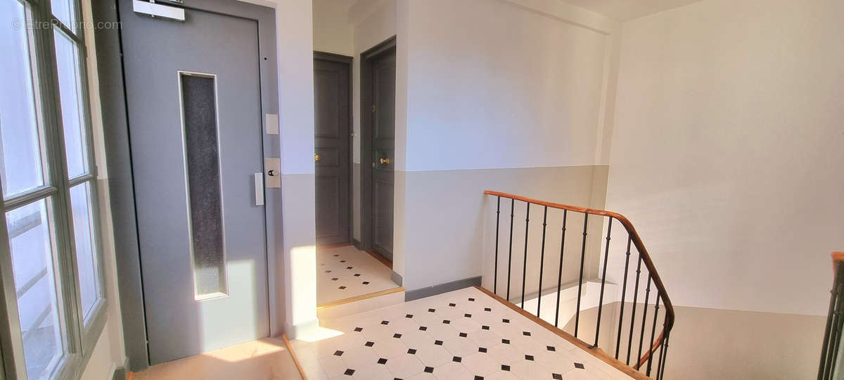 Appartement à PARIS-3E