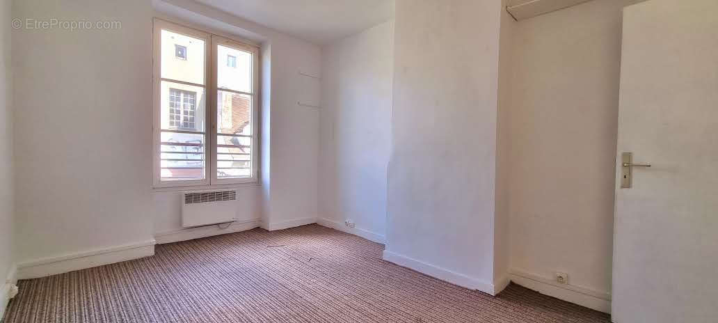 Appartement à PARIS-3E