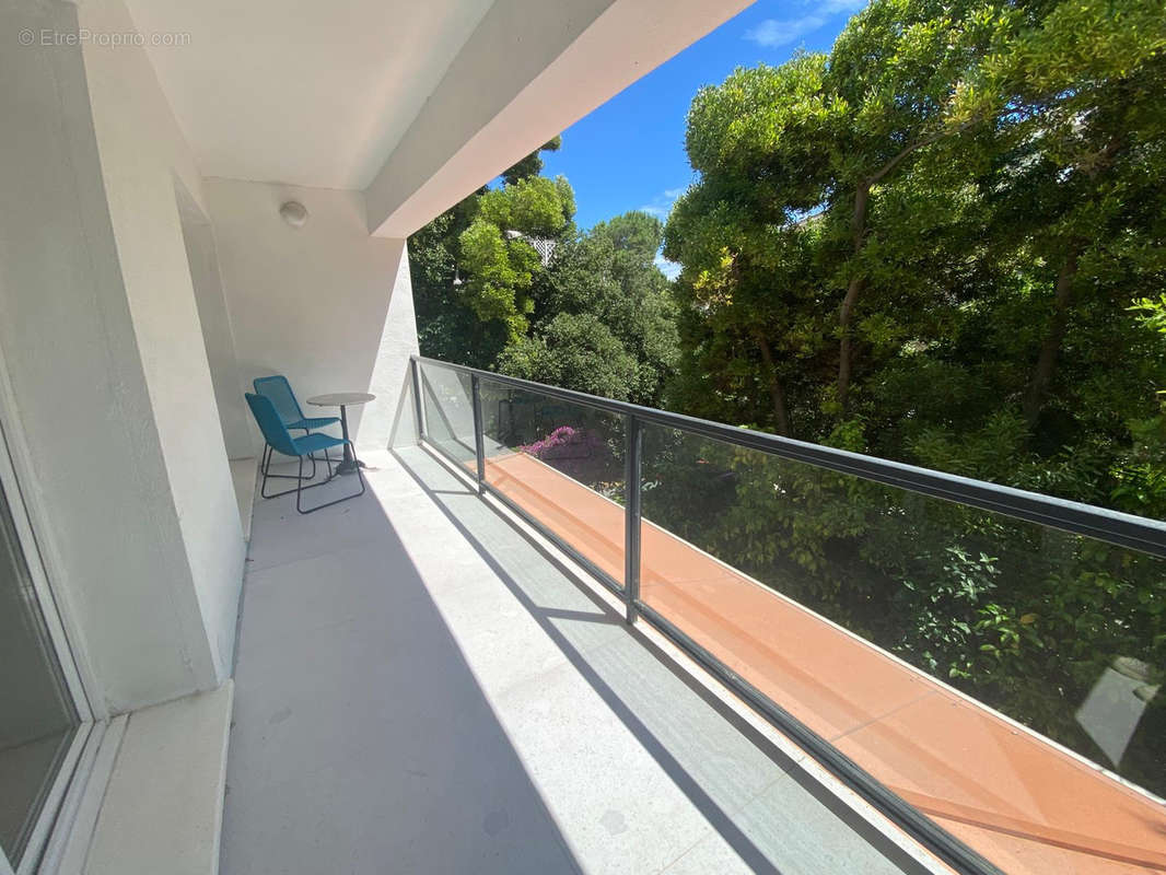 Appartement à HYERES