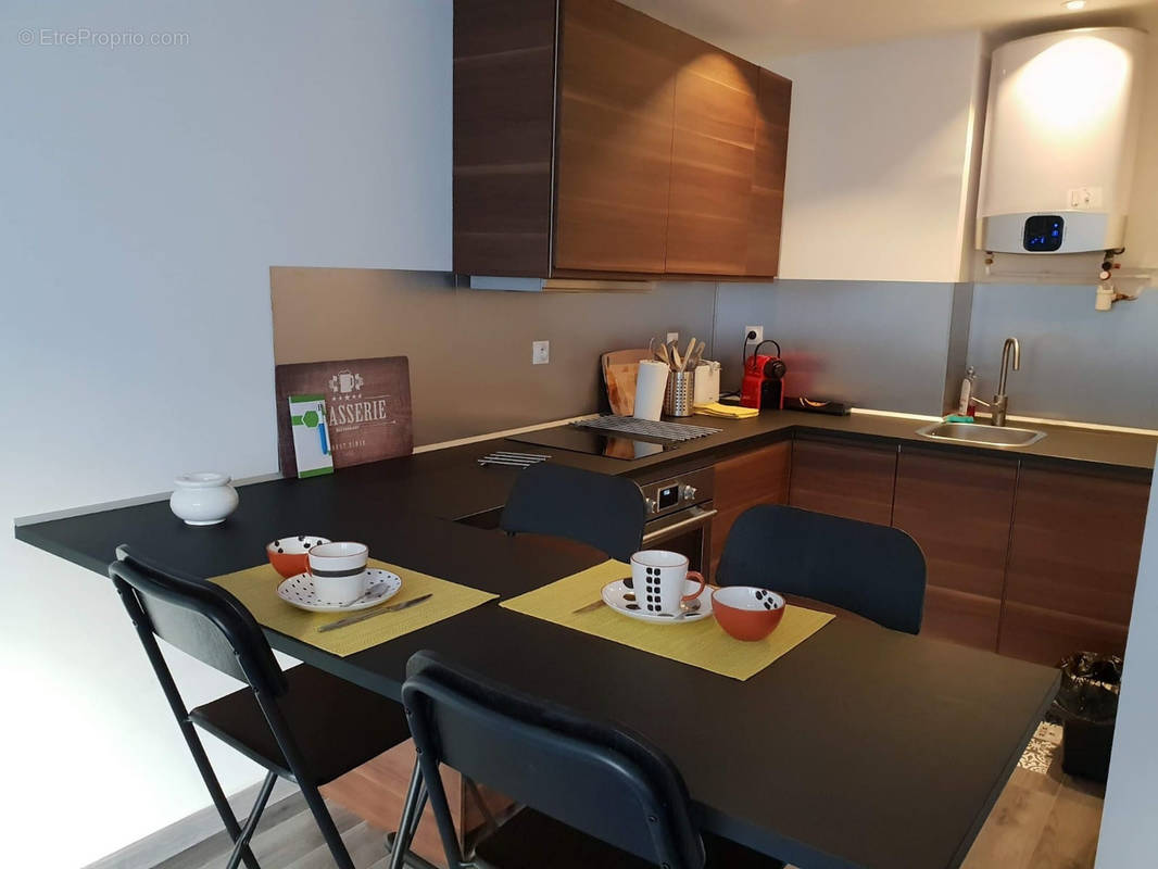 Appartement à MARSEILLE-5E