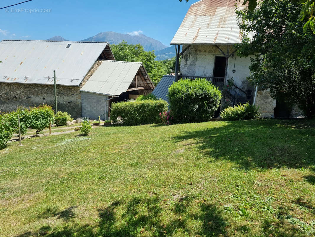 Maison à EMBRUN