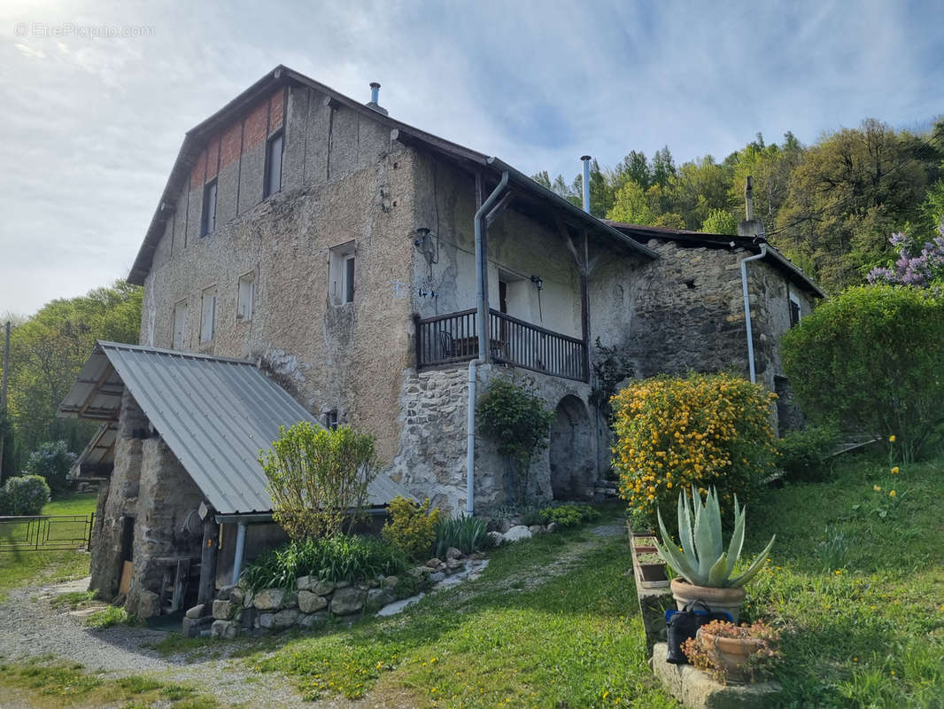 Maison à EMBRUN