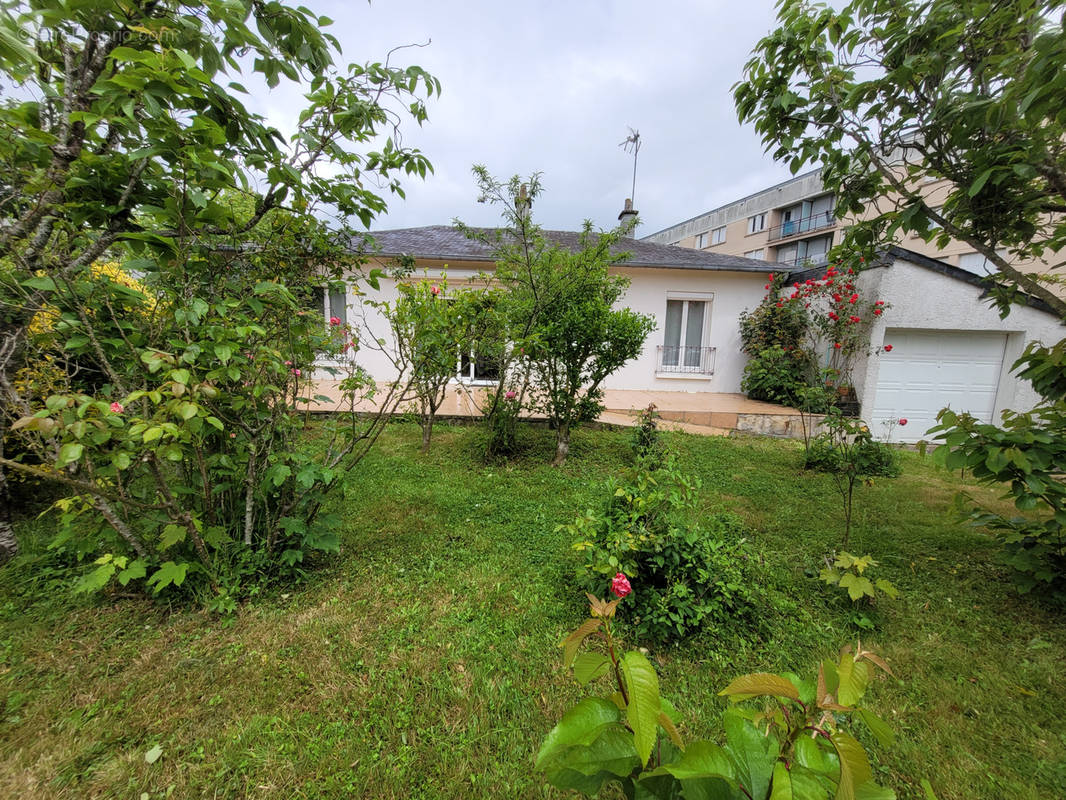 Maison à SABLE-SUR-SARTHE