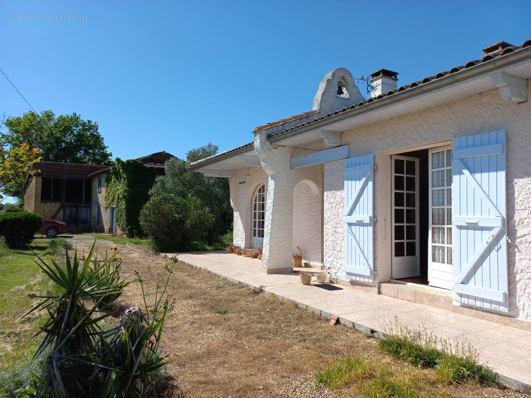 Maison à MIRANDE