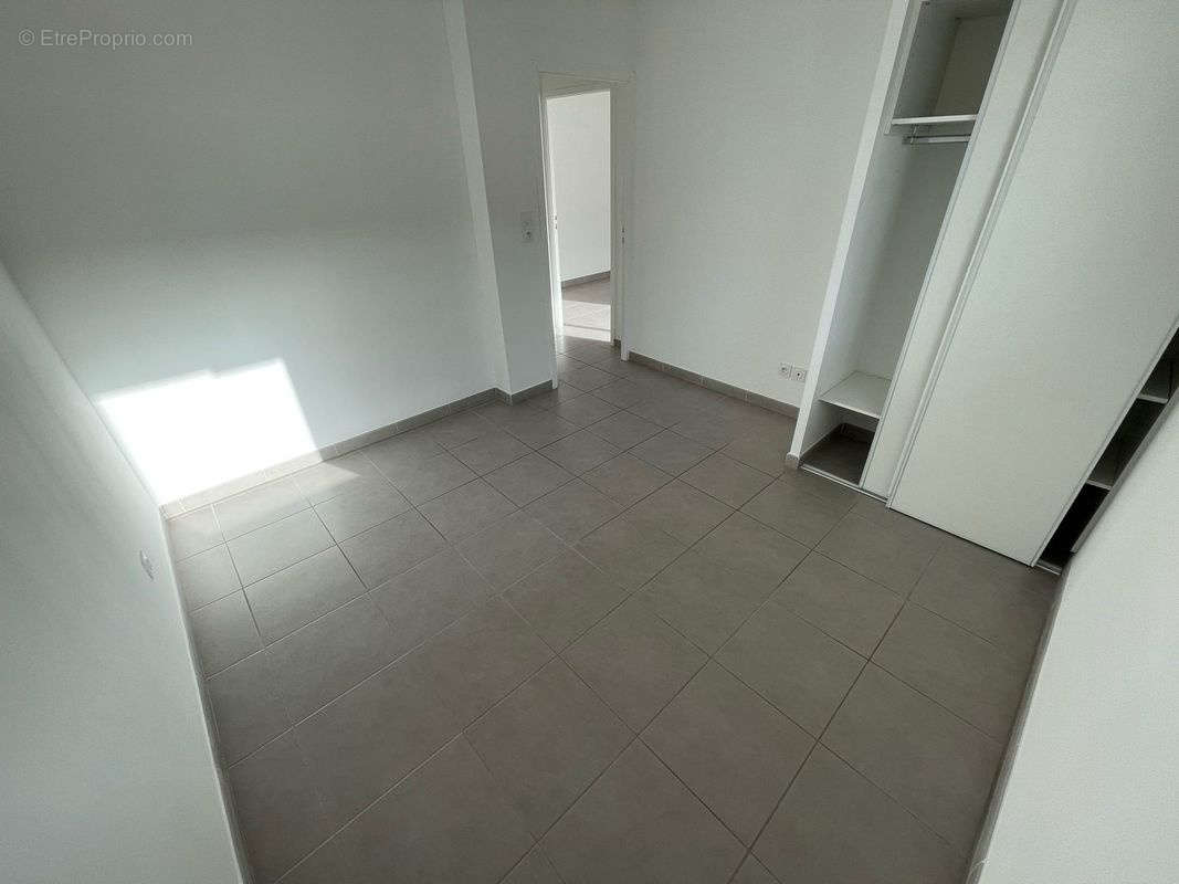 Appartement à MARSEILLE-8E