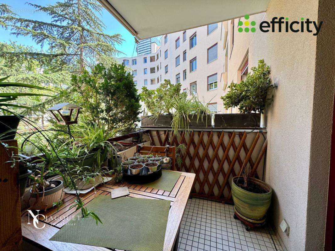 Appartement à LYON-6E