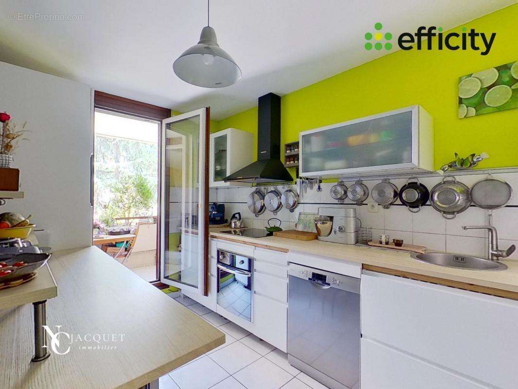 Appartement à LYON-6E