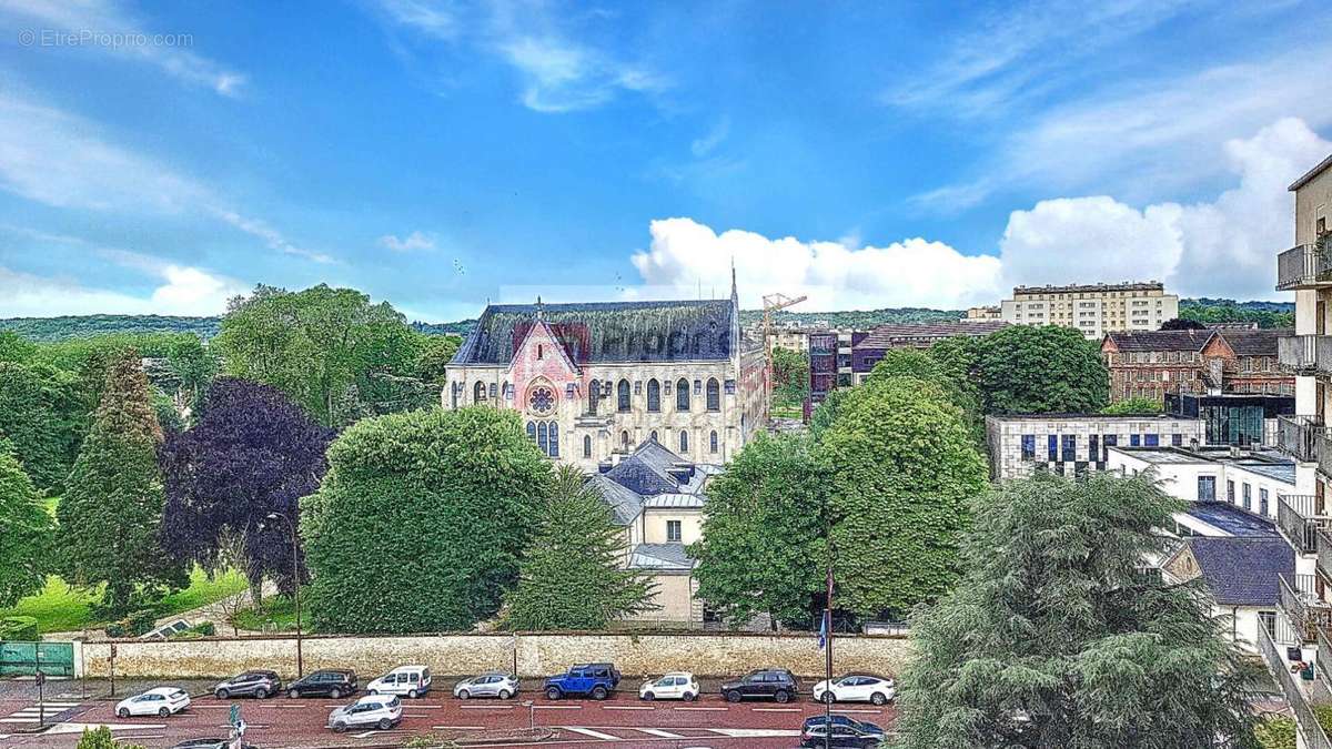 Appartement à VERSAILLES