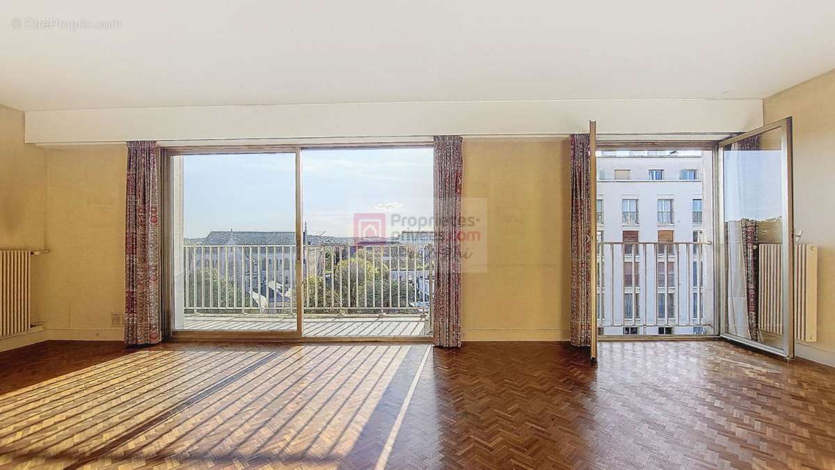 Appartement à VERSAILLES