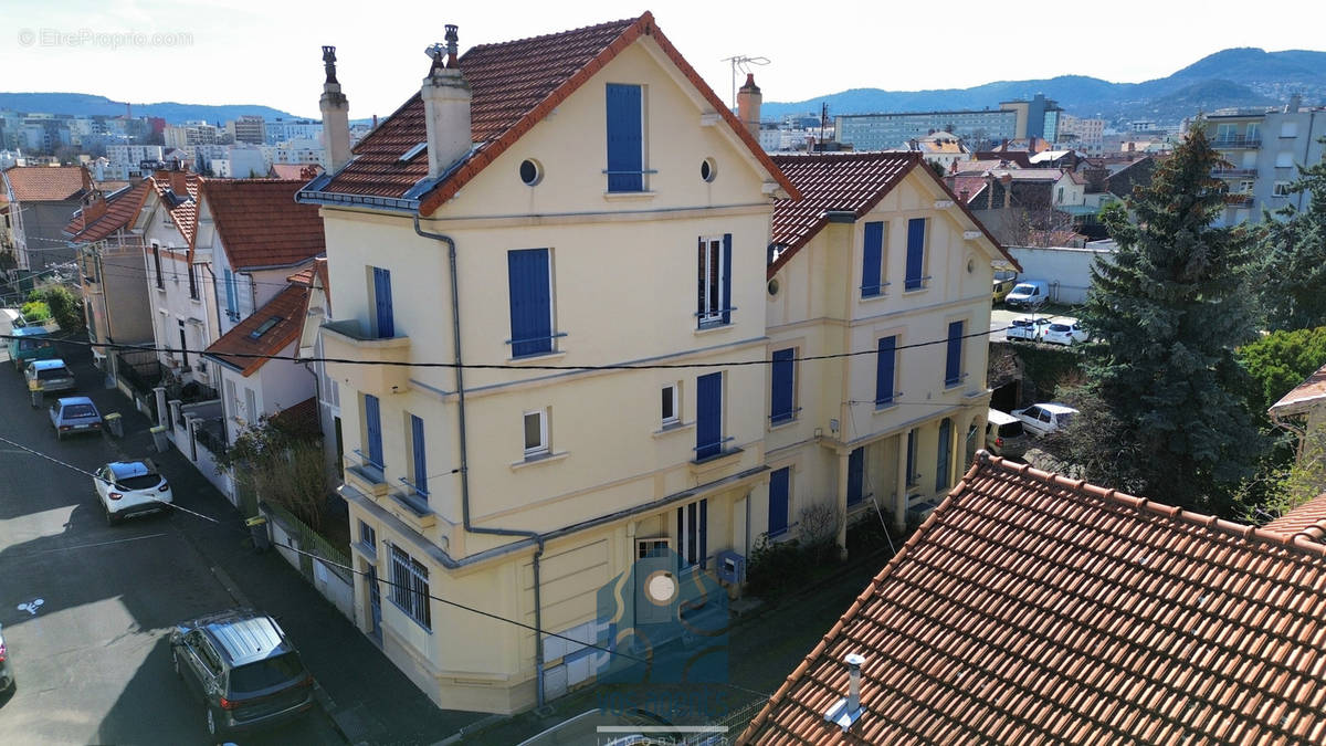 Maison à CLERMONT-FERRAND