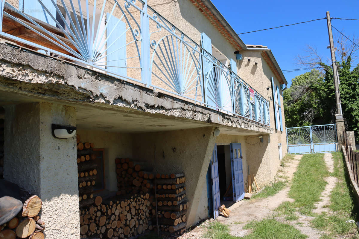 Maison à FERRASSIERES