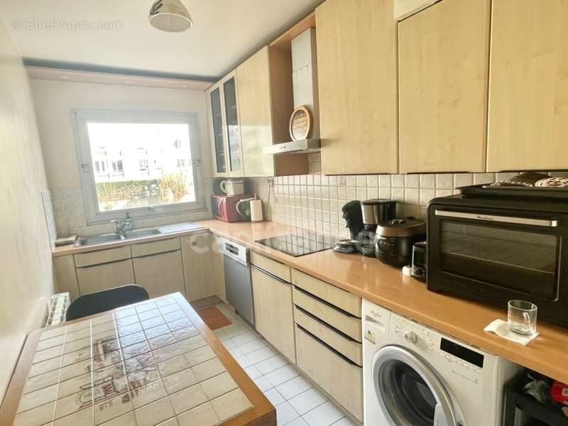 Appartement à PARIS-20E