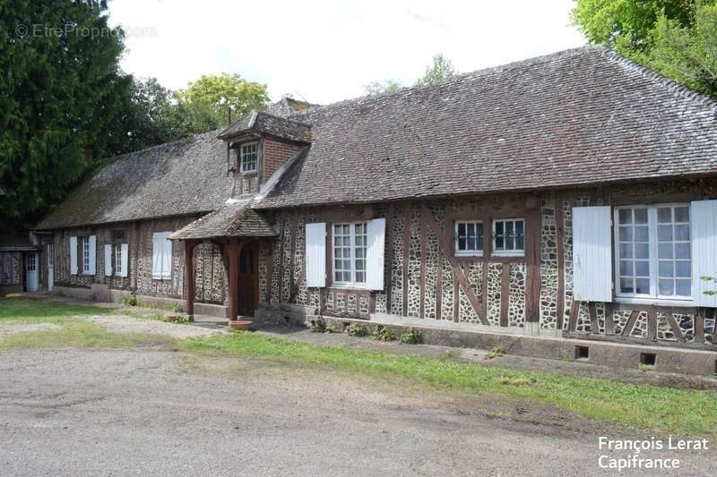 Maison à BRETEUIL