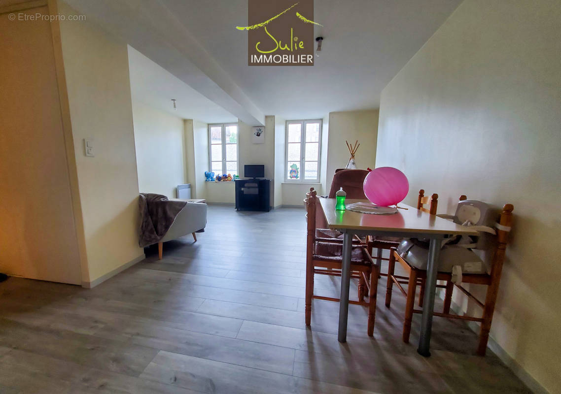 Appartement à BRESSUIRE