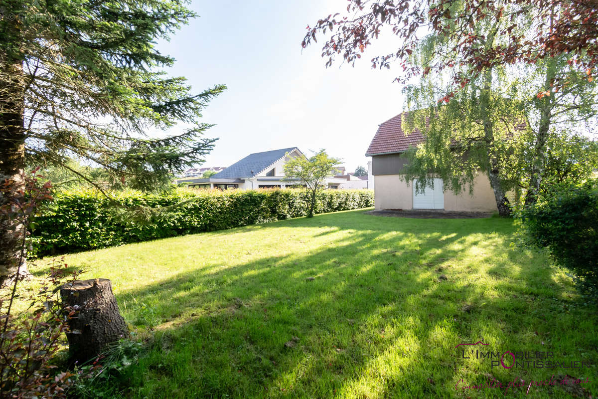 Maison à DOUBS