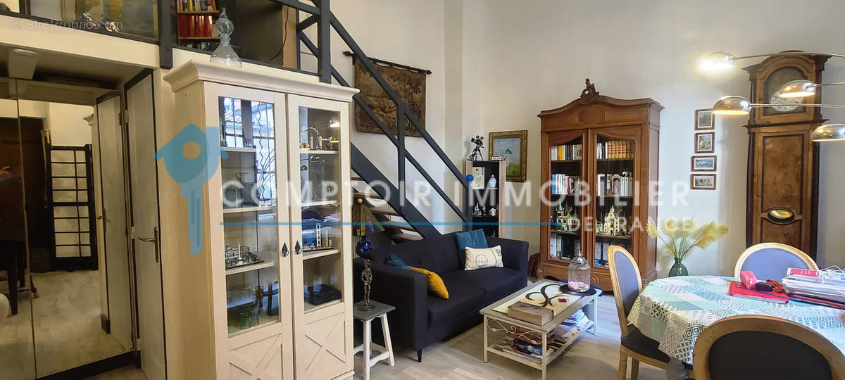 Appartement à NIMES