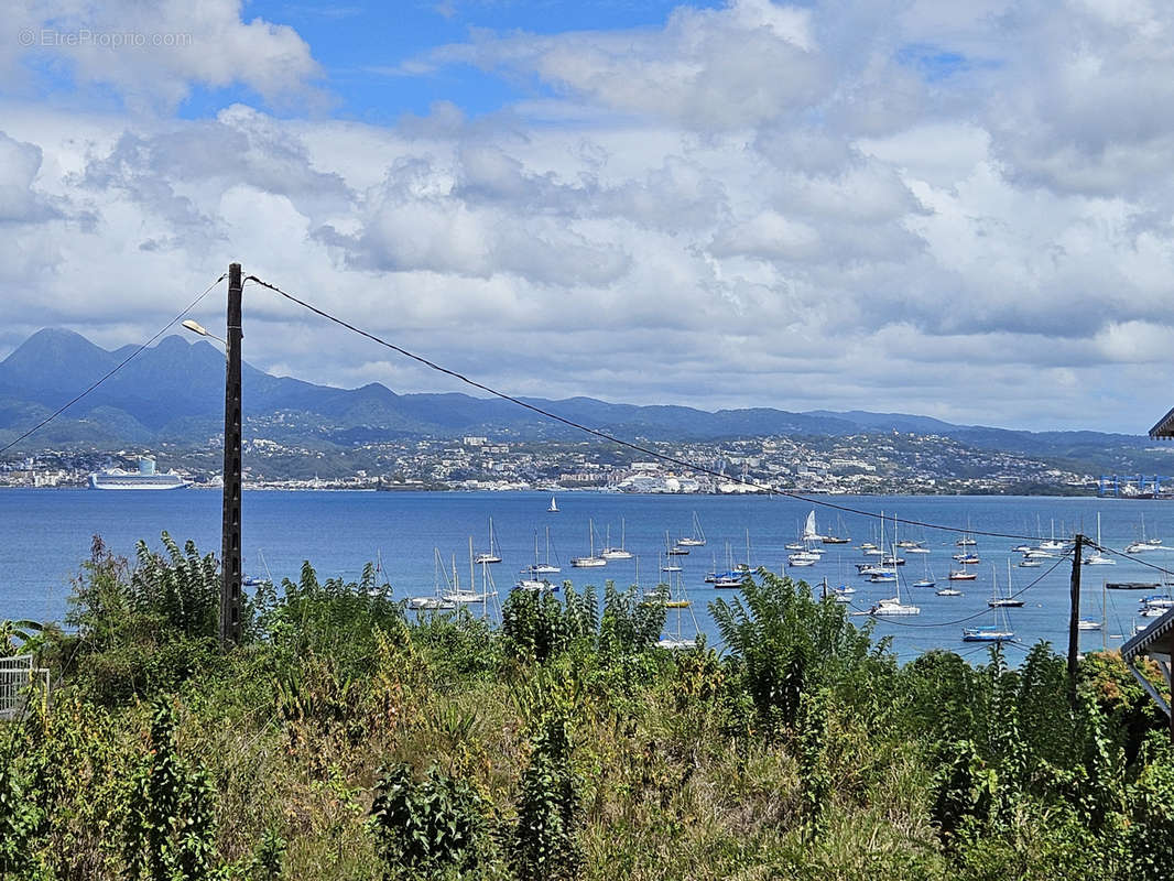 Appartement à LES TROIS-ILETS