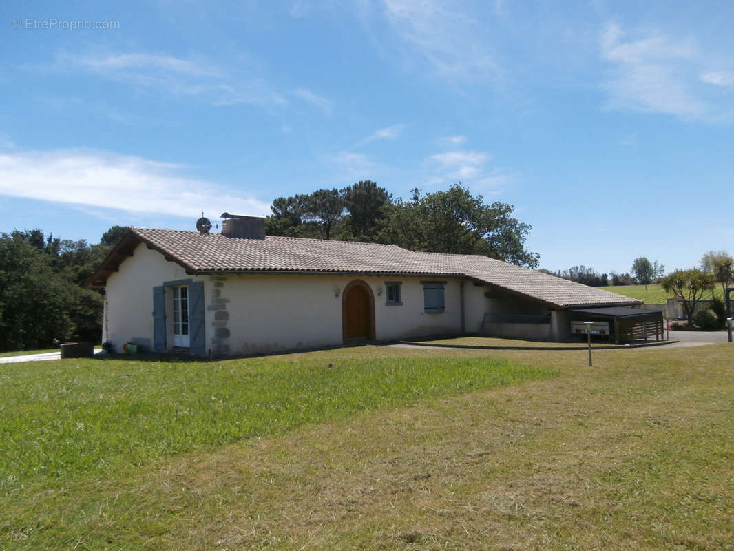 Maison à SAINT-MARTIN-DE-SEIGNANX