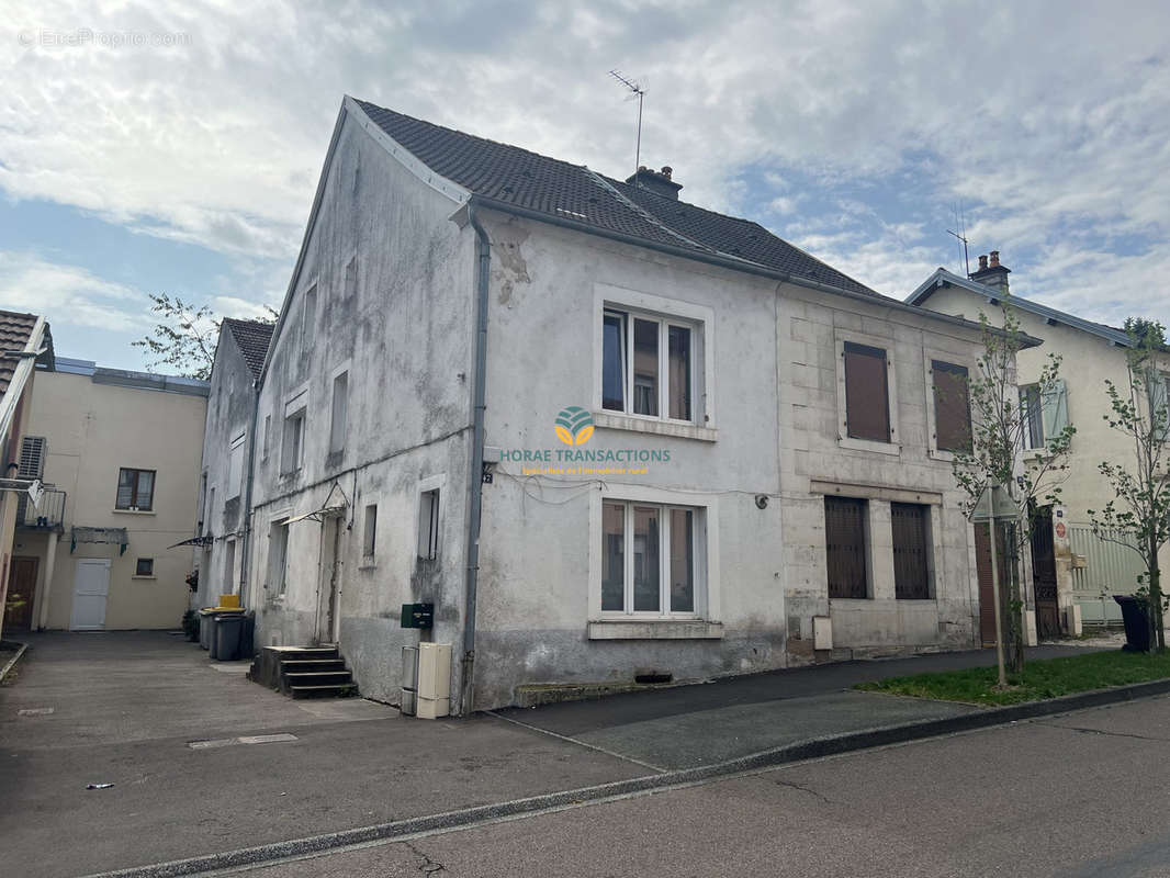 Maison à LUXEUIL-LES-BAINS