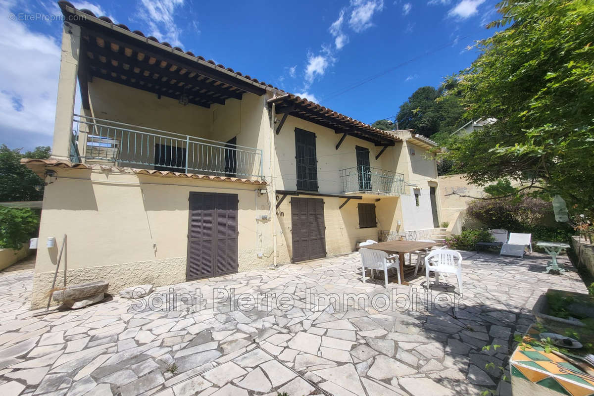 Maison à CAGNES-SUR-MER