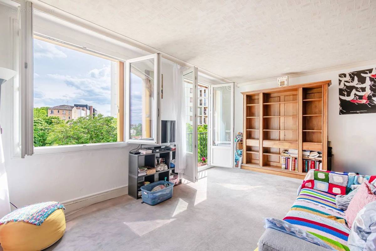 Appartement à IVRY-SUR-SEINE