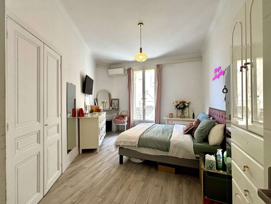 Appartement à BEAUSOLEIL