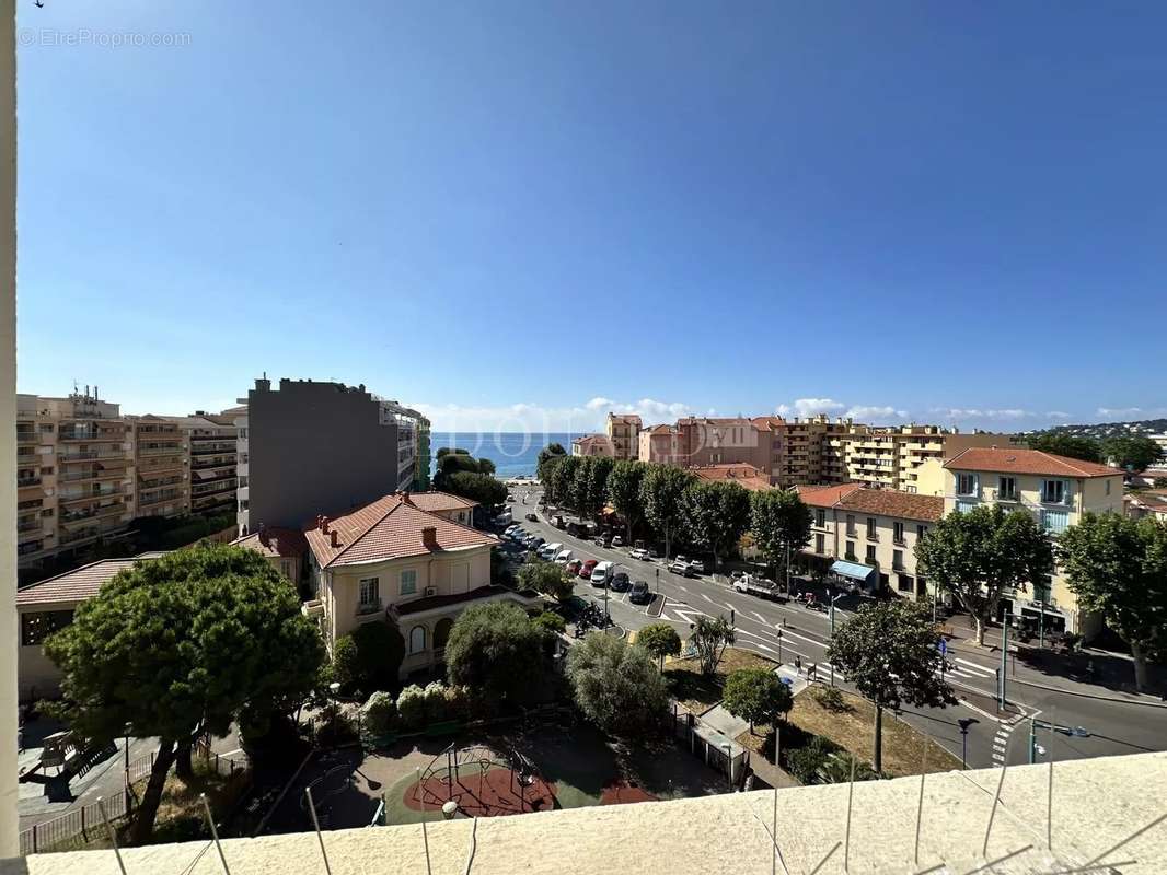 Appartement à MENTON