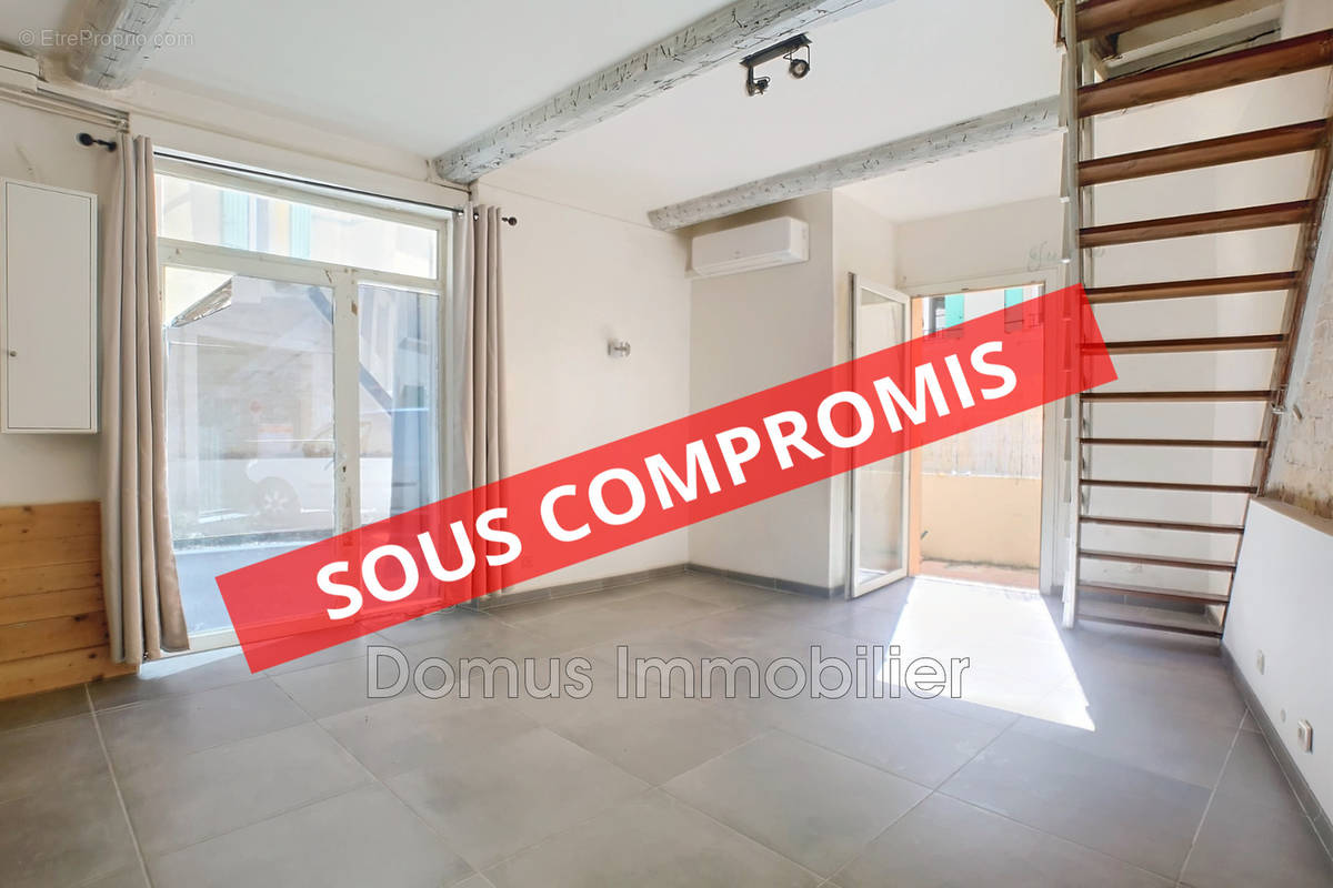 Appartement à ENTRAIGUES-SUR-LA-SORGUE