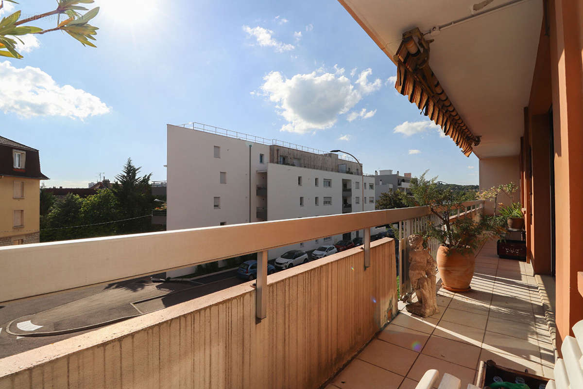 Appartement à FONTAINE-LES-DIJON