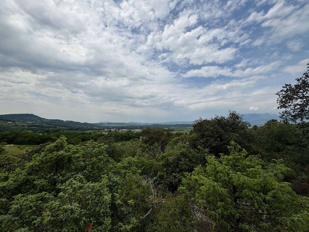 Terrain à BLAUVAC