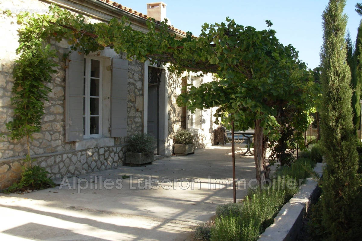 Maison à EYGALIERES