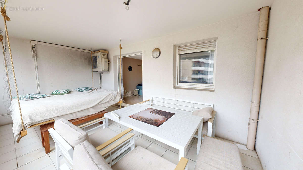 Appartement à MARSEILLE-10E