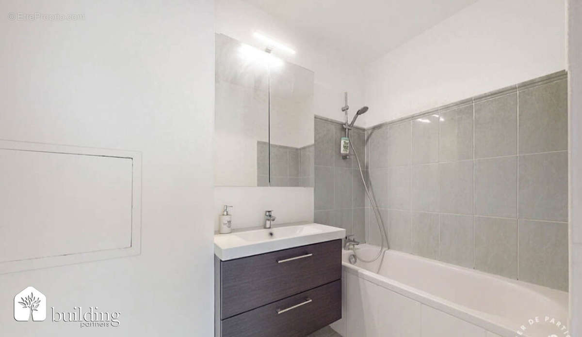 Appartement à LEVALLOIS-PERRET