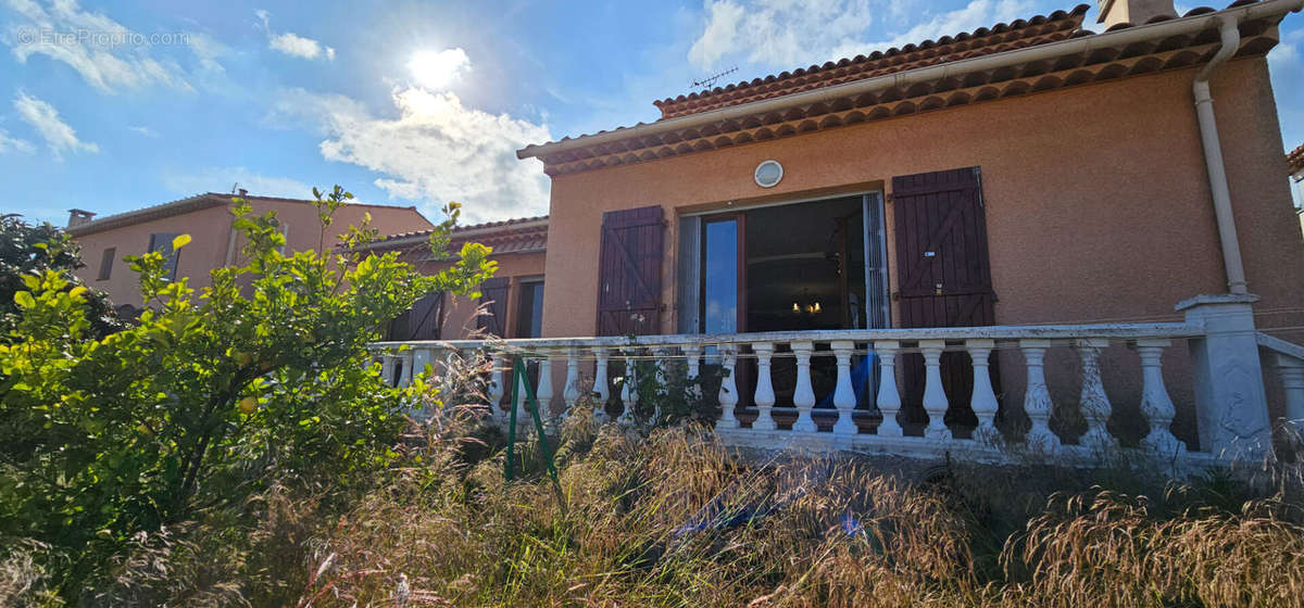 Maison à FREJUS