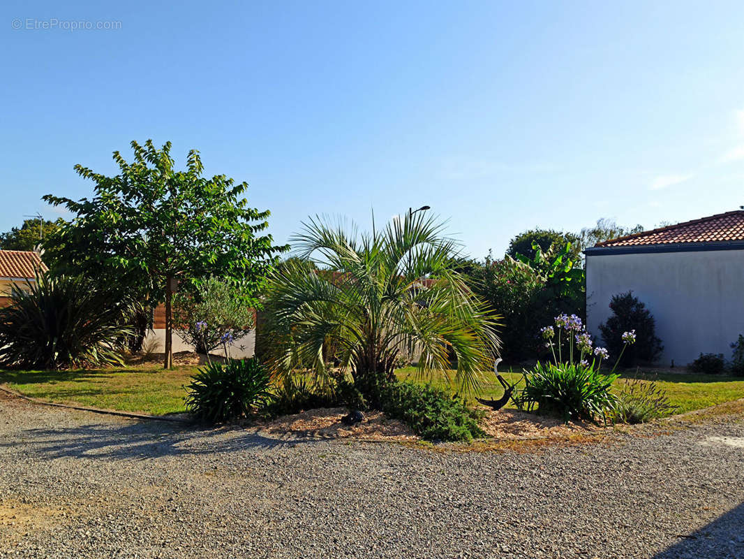 Maison à CHAUVE