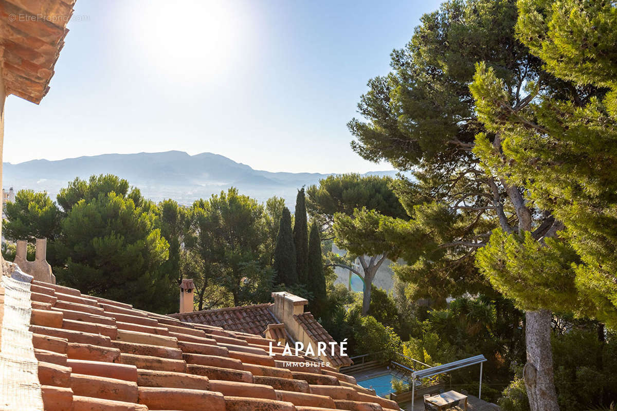 Maison à MARSEILLE-6E